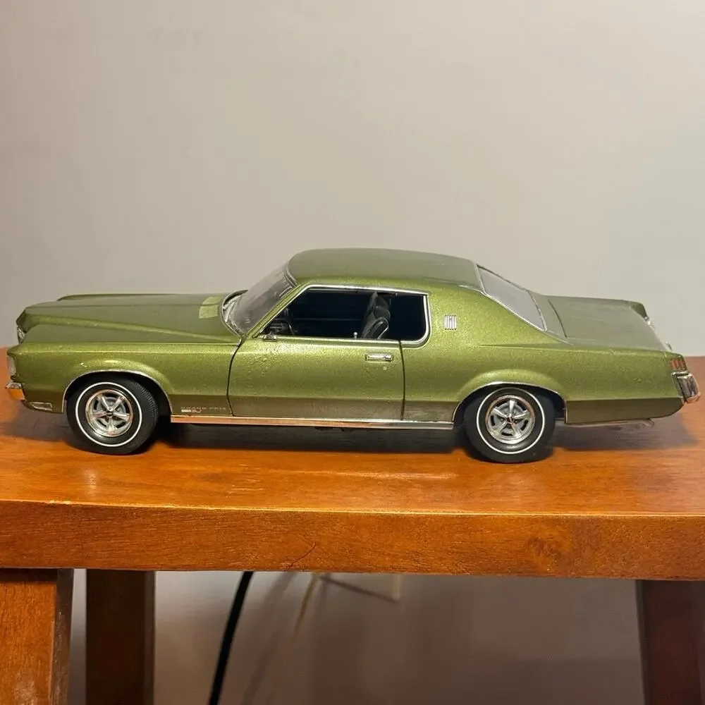 Ertl 1969 Pontiac Grand Prix SJ 428 Verdaro Green 1/18 Diecast As Is
